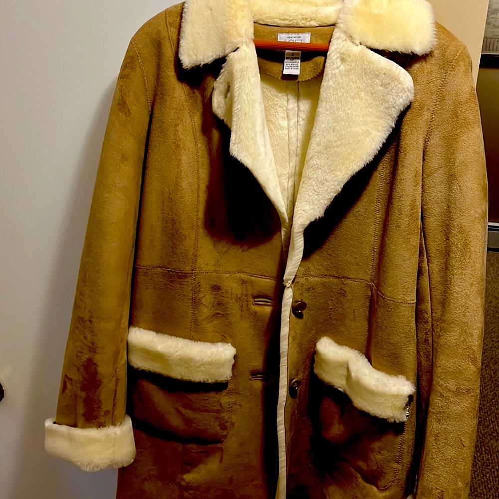 Ladies shearing jacket ; Ann Taylor Loft